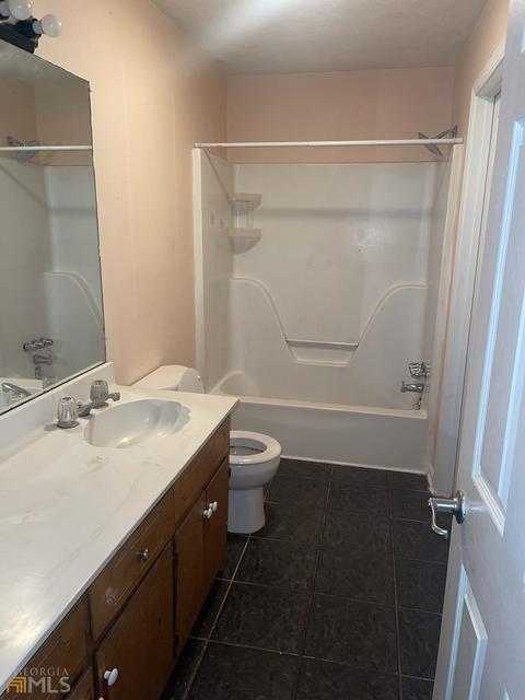 65 Creekside Ln, Covington, GA 30016 photo 9