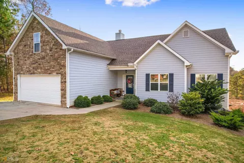 211 Northwood Dr, Commerce, GA 30529 photo 1