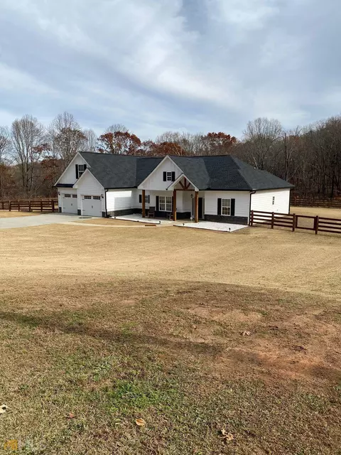 3940 Mabery Rd, Gainesville, GA 30507 photo 2