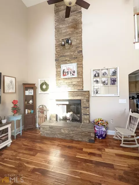 898 Mcintire Rd, Rock Spring, GA 30739 photo 11