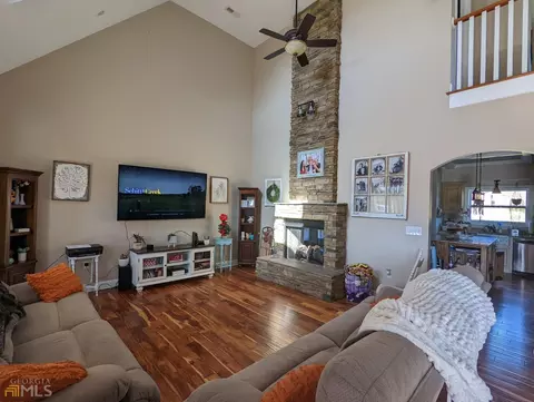898 Mcintire Rd, Rock Spring, GA 30739 photo 12