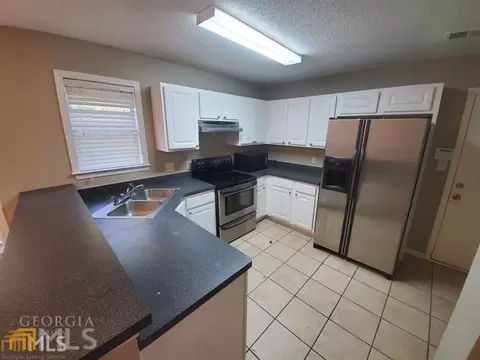 10912 Knotty Pine Pl, Hampton, GA 30228 photo 5