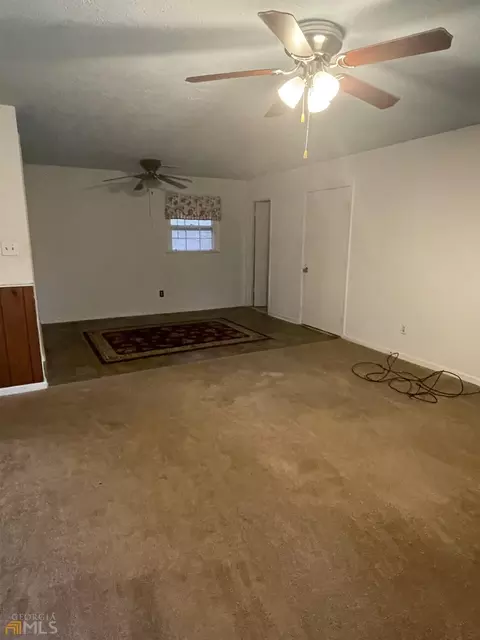 35 Taylor Rd, Covington, GA 30014 photo 2