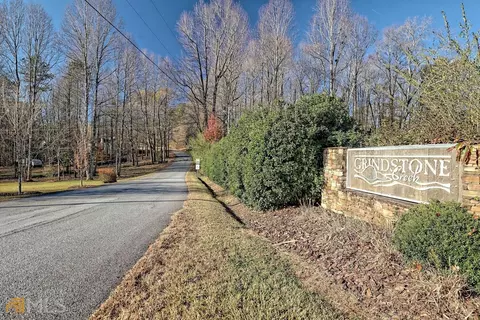 135 Maize Mill Path, Clarkesville, GA 30523 photo 2