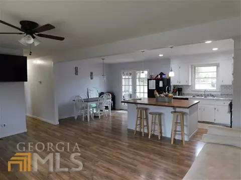 805 Burnette Rd, Toccoa, GA 30577 photo 5
