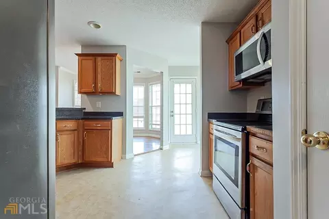 156 Revolutionary Dr, Hampton, GA 30228 photo 9