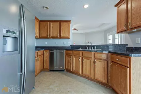 156 Revolutionary Dr, Hampton, GA 30228 photo 2