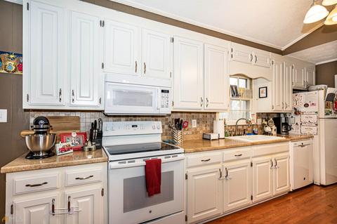 16 Hudson Rd, Lagrange, GA 30240 photo 6