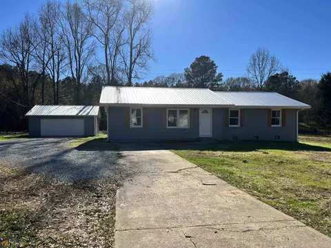 516 Gresham Rd, Zebulon, GA 30295 photo 2