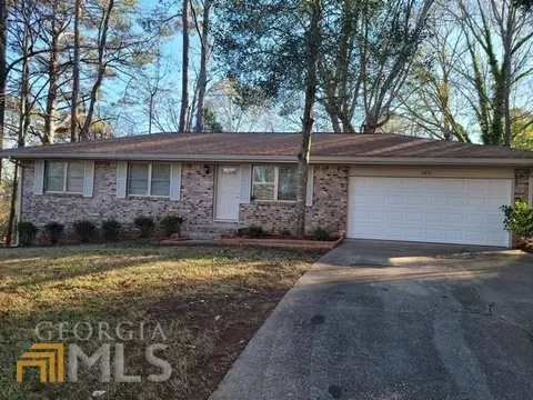 6876 Stephens Dr, Rex, GA 30273 photo 2