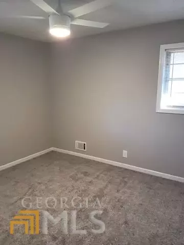 6876 Stephens Dr, Rex, GA 30273 photo 9
