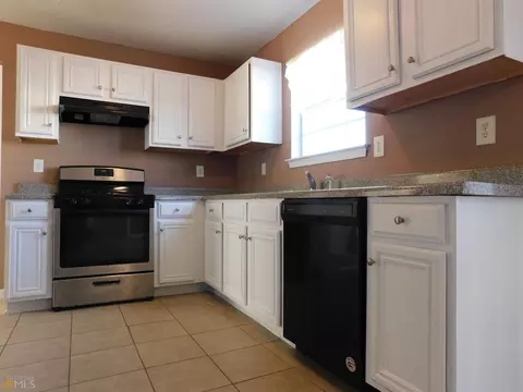 75 Adelaide Dr, Covington, GA 30016 photo 9