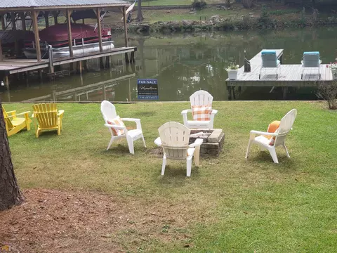 225 Mayo Rd, Covington, GA 30014 photo 4