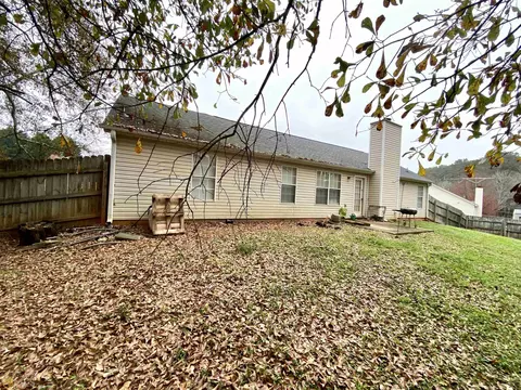 610 Windsor Dr, Monroe, GA 30656 photo 8