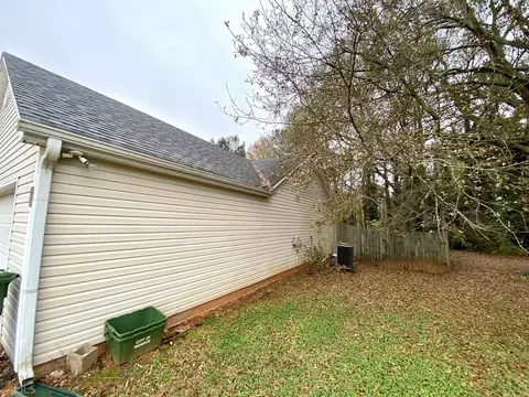 610 Windsor Dr, Monroe, GA 30656 photo 6
