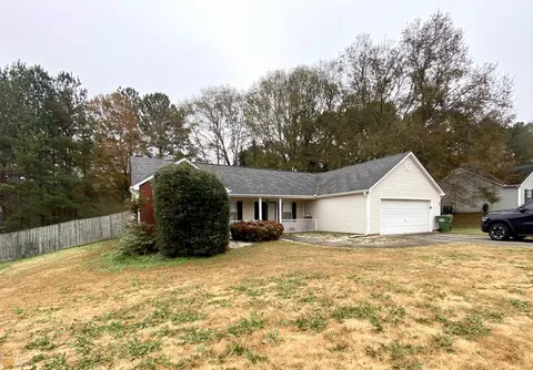 610 Windsor Dr, Monroe, GA 30656 photo 2