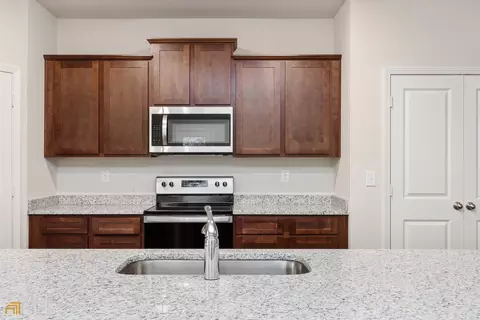 3276 Bridgewood Dr, Macon, GA 31216 photo 5