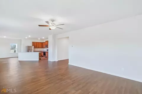 3255 Bridgewood Dr, Macon, GA 31216 photo 7