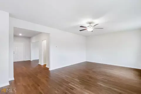3255 Bridgewood Dr, Macon, GA 31216 photo 8