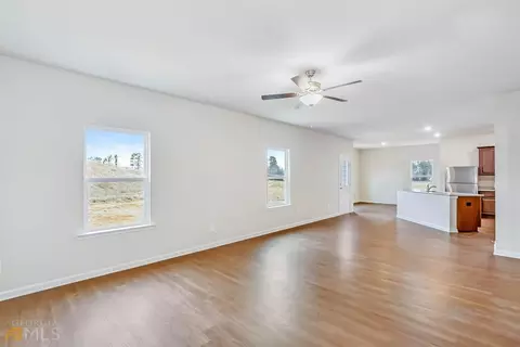 3255 Bridgewood Dr, Macon, GA 31216 photo 6