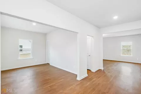 3255 Bridgewood Dr, Macon, GA 31216 photo 4