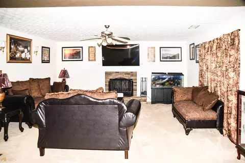 529 Eagle Ct, Monroe, GA 30655 photo 3