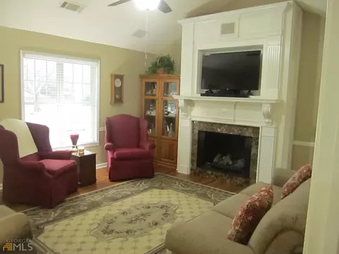 328 Oliver Rd, Barnesville, GA 30204 photo 6