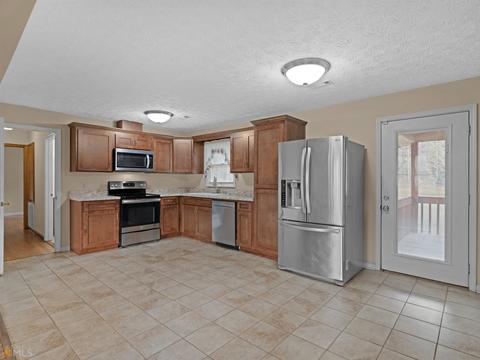 155 Ball Ground Rd, Covington, GA 30014 photo 5
