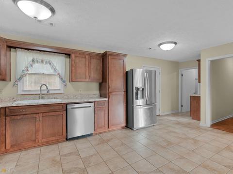 155 Ball Ground Rd, Covington, GA 30014 photo 6
