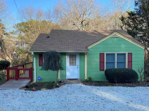 871 E Doyle St, Toccoa, GA 30577 photo 1