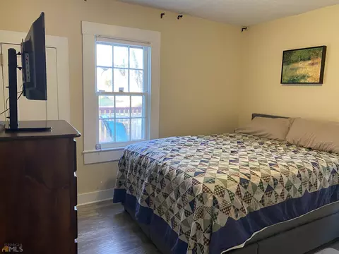 871 E Doyle St, Toccoa, GA 30577 photo 6