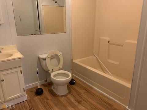 38 Thornton St, Lagrange, GA 30241 photo 6