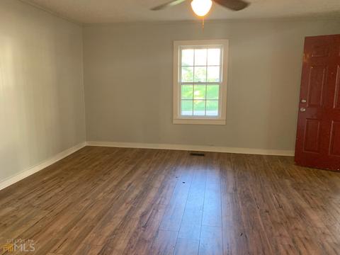 38 Thornton St, Lagrange, GA 30241 photo 2