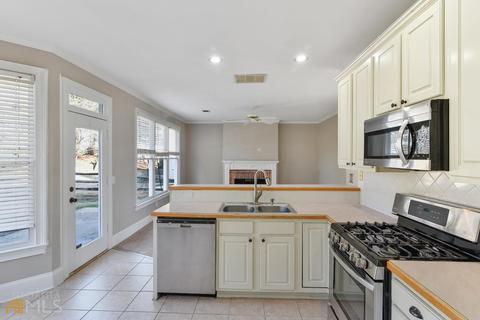 3695 Preakness Ln, Suwanee, GA 30024 photo 8