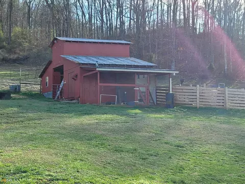 6853 Cave Springs Rd, Cave Spring, GA 30124 photo 4