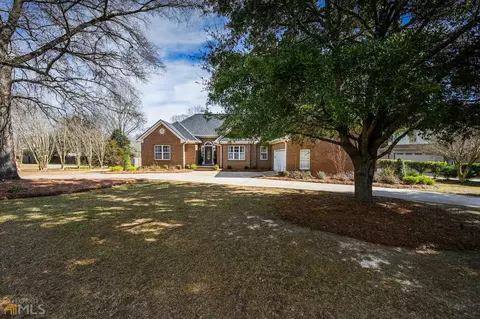 108 Windermere Cir, Perry, GA 31069 photo 2