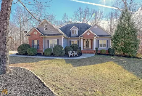 674 Trestle Ridge Rd, Toccoa, GA 30577 photo 1