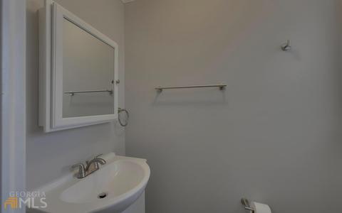 325 E Doyle St, Toccoa, GA 30577 photo 18