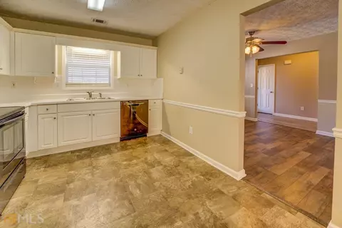 325 Forest Brook Dr, Covington, GA 30016 photo 14