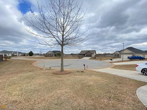 102 Lasseter Ln, Perry, GA 31069 photo 4