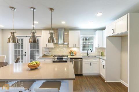 2757 Eaton Pl, Atlanta, GA 30341 photo 9