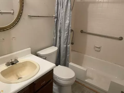 5704 Phillips Dr, Morrow, GA 30260 photo 18