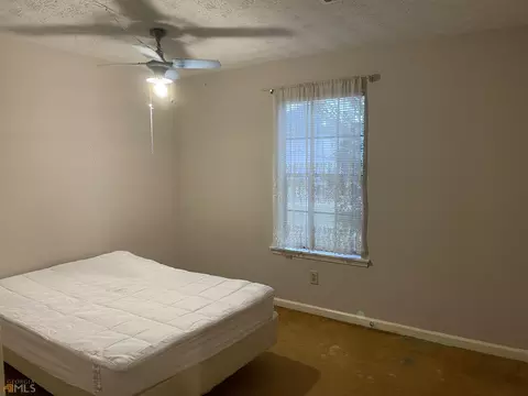5704 Phillips Dr, Morrow, GA 30260 photo 17