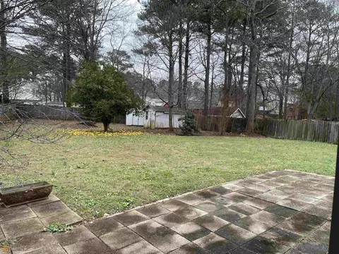 5704 Phillips Dr, Morrow, GA 30260 photo 10