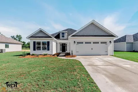 605 Daisy Dr, Perry, GA 31069 photo 1