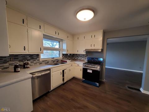 40 Circle Dr, Hampton, GA 30228 photo 8