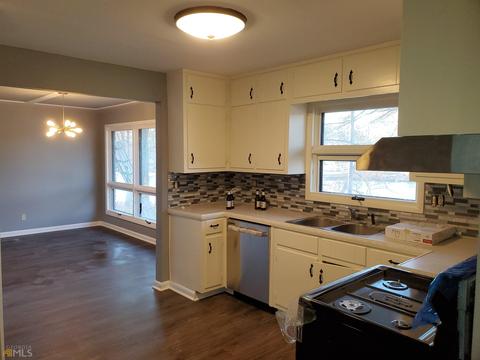 40 Circle Dr, Hampton, GA 30228 photo 4
