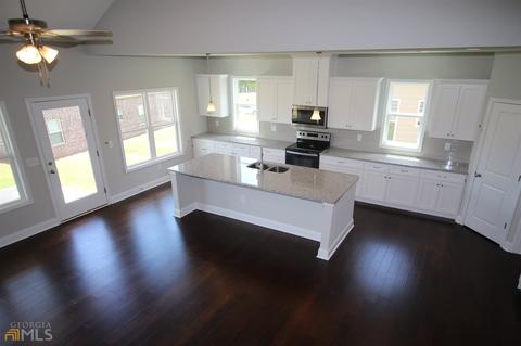 303 Lana Ln, Lagrange, GA 30241 photo 4