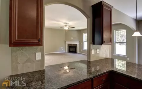 2451 Quincy Loop, Fairburn, GA 30213 photo 9