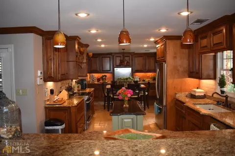 401 Payne Pl, Dublin, GA 31021 photo 2